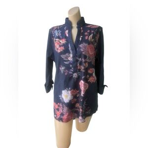Chico's Size 1 (Medium)  Denim- Look Tunic Blouse with Artistic Floral Print